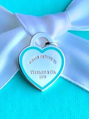 Return to Tiffany & Co. Sterling Silver 925 & Blue Enamel Heart Pendant 25mm
